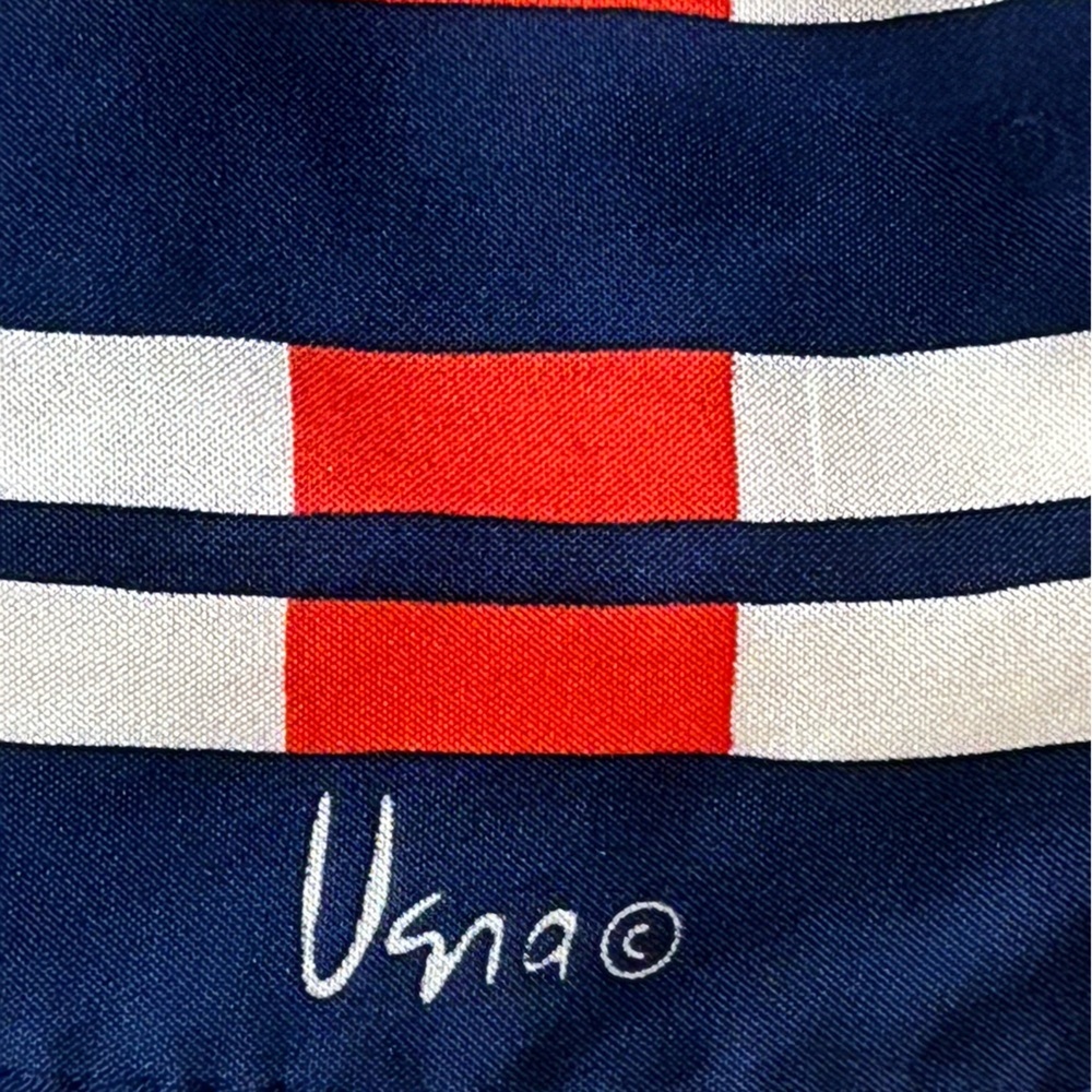 Vintage Vera Red White and Blue Geometric Scarf 27” X 27”100% Polyester - Picture 2 of 7